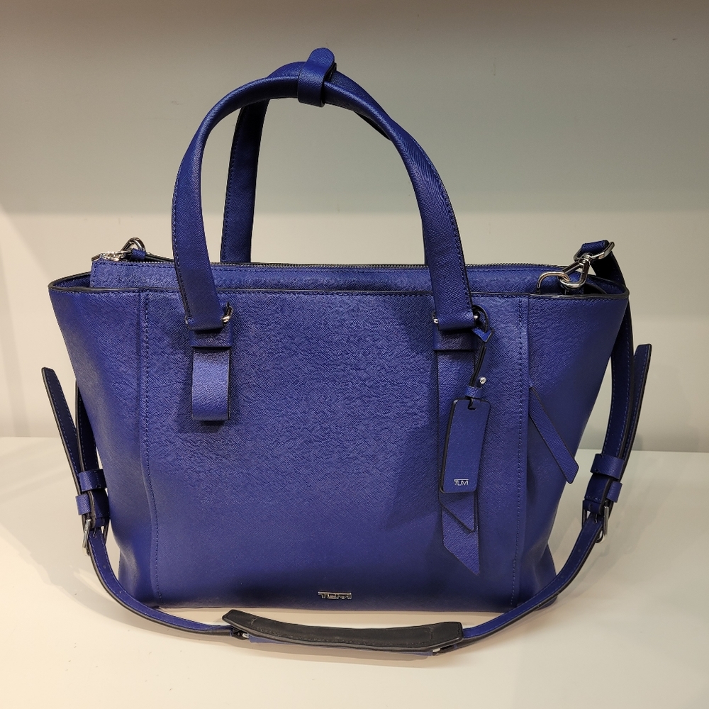 - Tumi leather tote